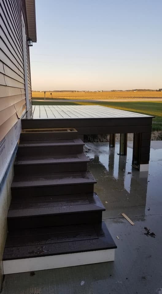 Custom deck with wide stairs